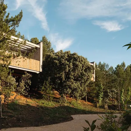 Noctis Hotel 4*