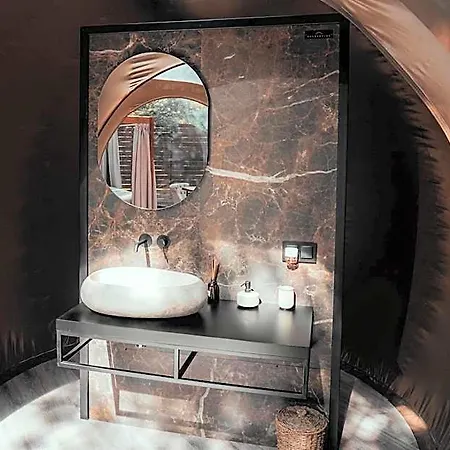 Noctis Hotel 4*